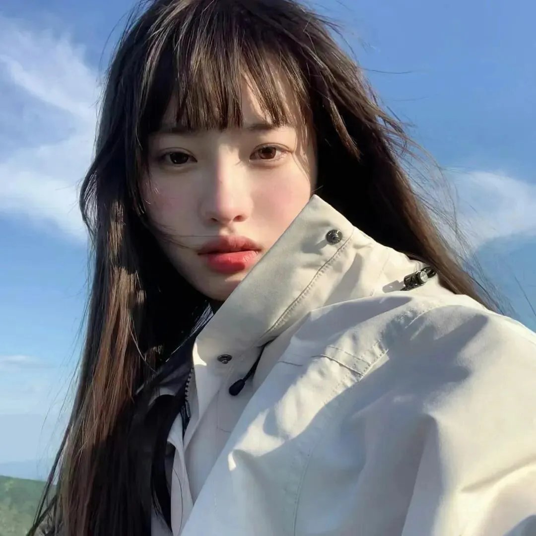 在窗边